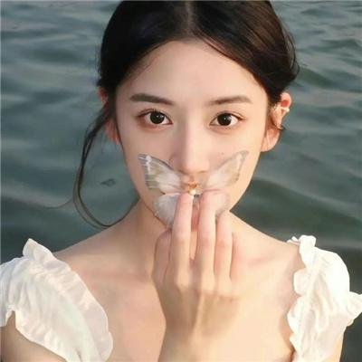 薰香花朵凛然绽放